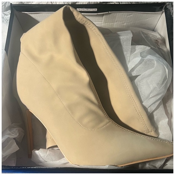 Nasty Gal • Faux Leather Pointed Toe Knee High Boots - Picture 5 of 6